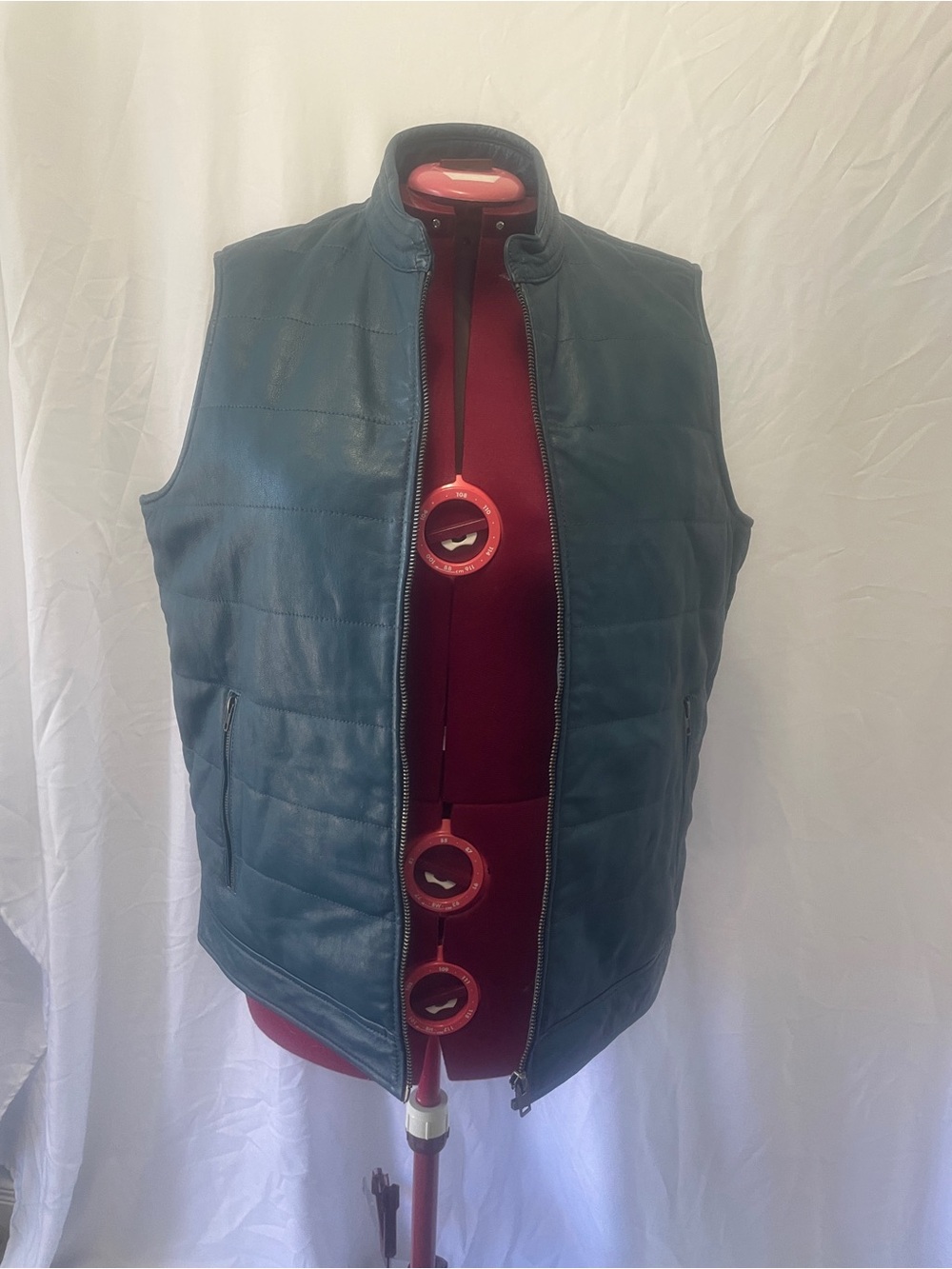 Men's Teal Quilted Leather Vest - Sleeveless Zip Front fits like Large
